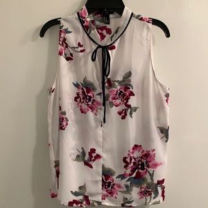 Forever 21 sleeveless floral top